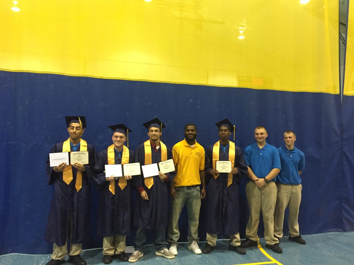 Graduates on the Vassar campus